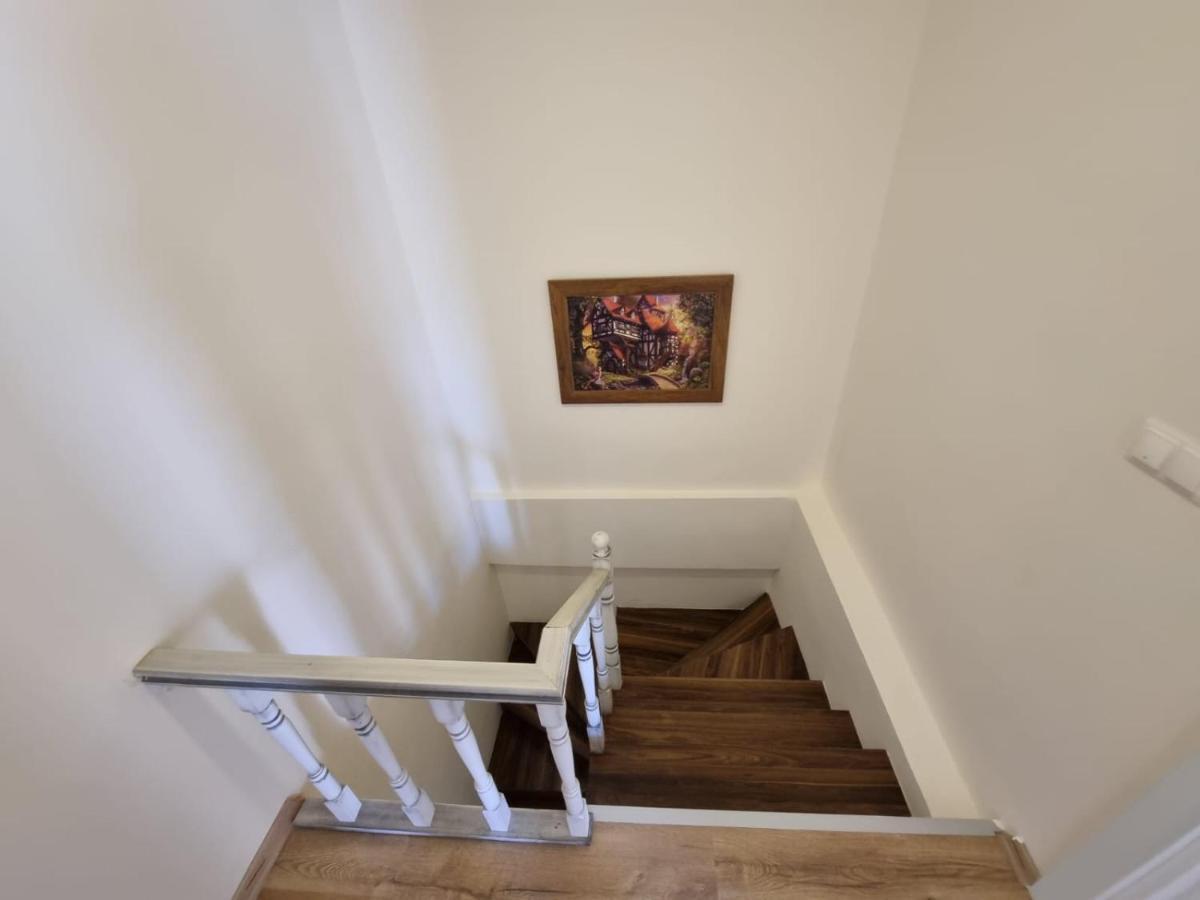 Daire Plt Daireleri 3 Odali Buyuk Daire Antalya